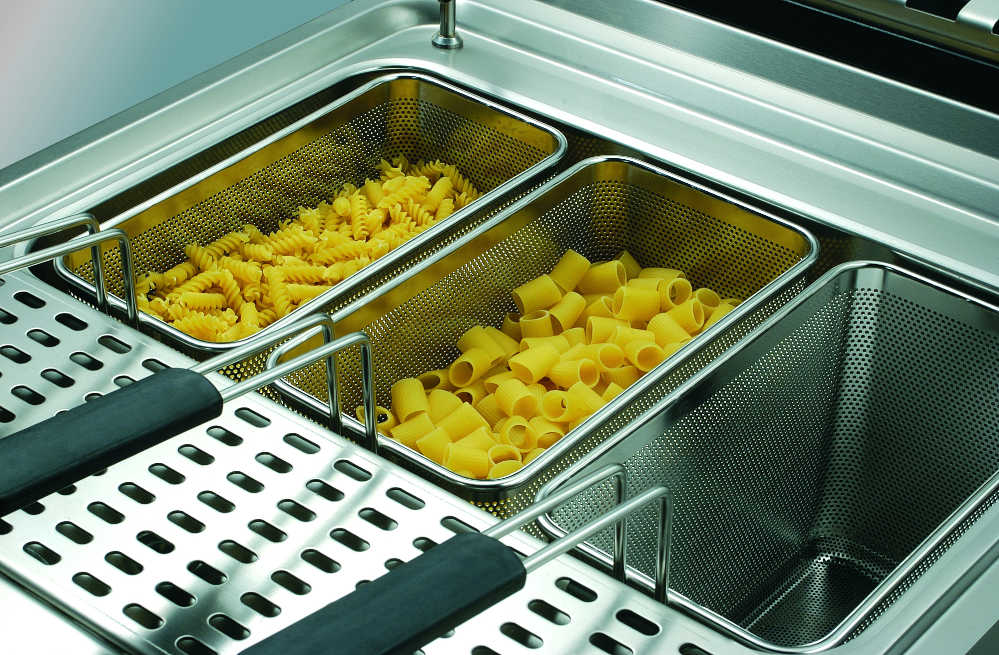 Pastakorf 700, 1/3GN lang Pastakorf 700, 1/3GN lang